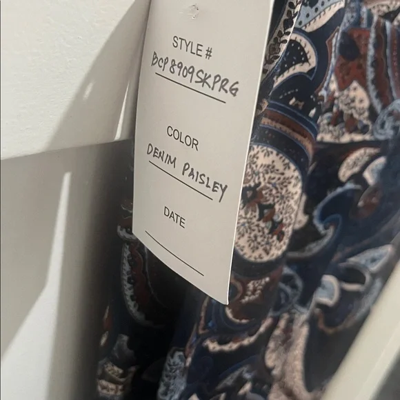 Paisley Print Leggings - Picture 2 of 6